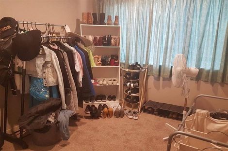 Photo of property in 20a Malmo Place, Massey, Auckland, 0614