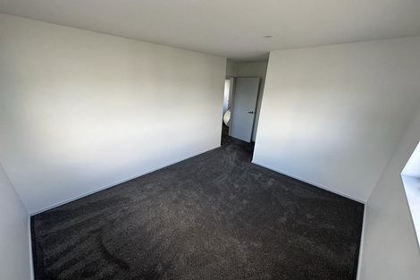 Photo of property in 6 Nagra Lane, Papakura, 2110