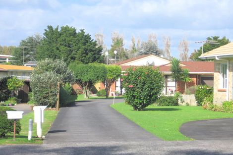 Photo of property in 111 Kolmar Road, Papatoetoe, Auckland, 2025