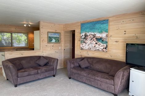 Photo of property in 58 Kinloch Road, Kinloch, Taupo, 3377