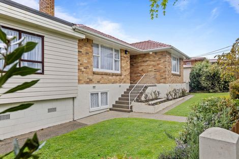 Photo of property in 5 Johnsview Terrace, Hillcrest, Hamilton, 3216