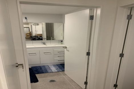 Photo of property in 102/28a Eileen Newey Place, Henderson, Auckland, 0612