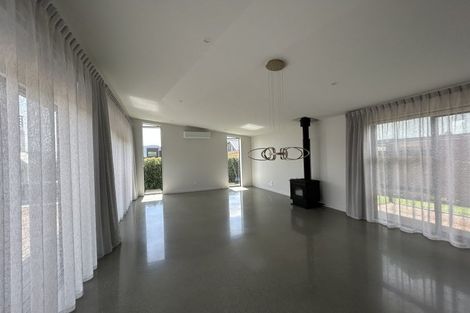 Photo of property in 5 Mcdonald Street, Wanaka, 9305