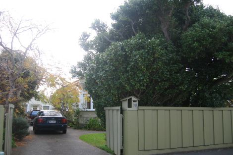 Photo of property in 38 Whites Line West, Woburn, Lower Hutt, 5010