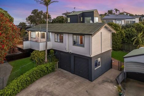 Photo of property in 1 Ngahere Views, Orewa, 0931