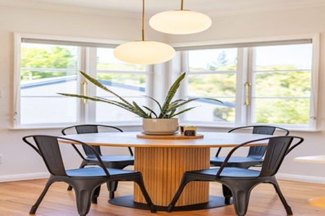 Photo of property in 12 Glenside Road, Glenside, Wellington, 6037