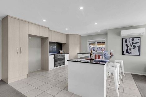 Photo of property in 1 Whitney Place, Rototuna North, Hamilton, 3210