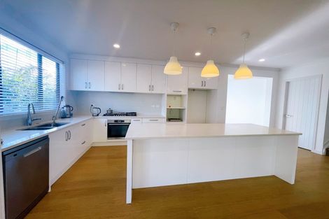 Photo of property in 35 Fennell Crescent, Silverdale, 0932