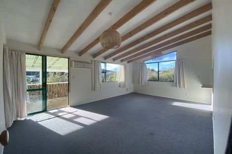 Photo of property in 16 Leicester Street, Picton, 7220