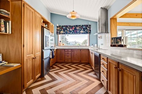Photo of property in 21 Barrett Street, Westown, New Plymouth, 4310