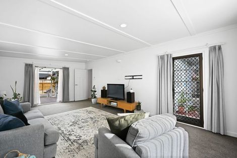 Photo of property in 23 Taylor Terrace, St Andrews, Hamilton, 3200