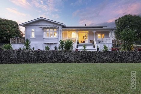 Photo of property in 30-32 Great North Road, Riverhead, 0820