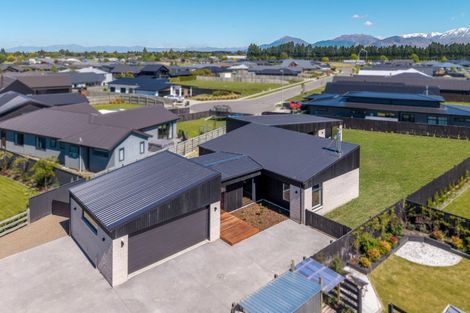 Photo of property in 1 Arrowsmith Drive, Methven, 7730