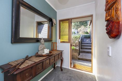 Photo of property in 30a Kakariki Grove, Waikanae, 5036