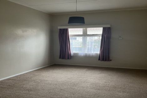 Photo of property in 28 Colombo Street, Hokowhitu, Palmerston North, 4410