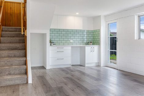 Photo of property in 12 Jenelin Road, Glendene, Auckland, 0602