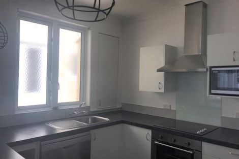 Photo of property in 34f5 Hawkestone Street, Thorndon, Wellington, 6011
