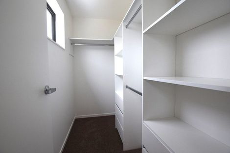Photo of property in 62 Royal Road, Massey, Auckland, 0614