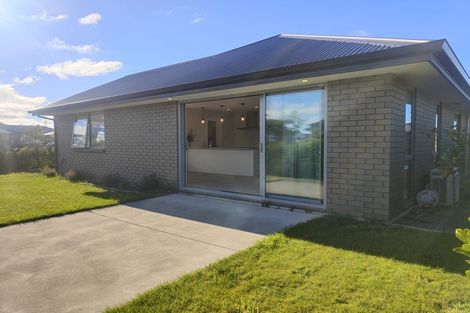 Photo of property in 66 Stationmasters Way, Prebbleton, 7604