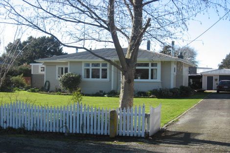 Photo of property in 28 Clifton Avenue, Carterton, 5713