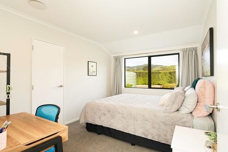 Photo of property in 67 Albert Road, Tokomaru, Palmerston North, 4474