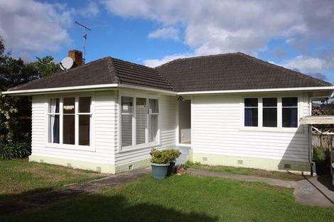 Photo of property in 18 Toru Street, Te Atatu Peninsula, Auckland, 0610