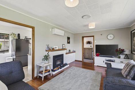 Photo of property in 79 Awanui Street, Merrilands, New Plymouth, 4312