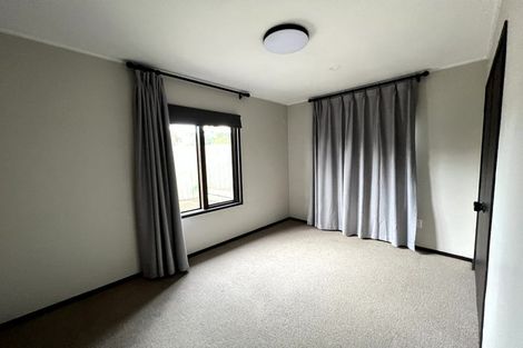 Photo of property in 16 Baltimore Place, Forrest Hill, Auckland, 0620