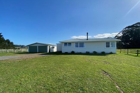 Photo of property in 372 Mataro Road, Onaero, Urenui, 4375