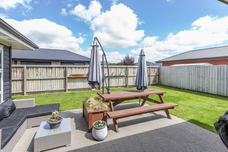 Photo of property in 33 Lewis Crescent, Rolleston, 7614