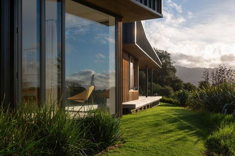 Photo of property in 890 Pirongia Road, Pirongia, Te Awamutu, 3876