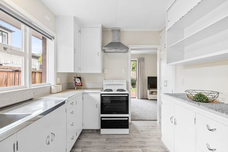 Photo of property in 27 Tuirau Place, Ilam, Christchurch, 8041