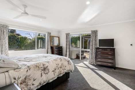 Photo of property in 320 Pages Road, Wainoni, Christchurch, 8061