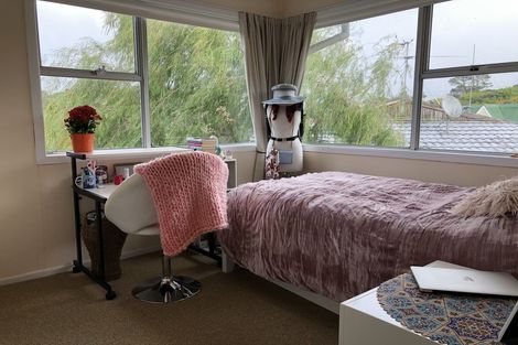 Photo of property in 10 Helvetia Drive, Browns Bay, Auckland, 0630