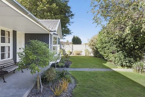 Photo of property in 306 Avonhead Road, Avonhead, Christchurch, 8042