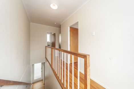 Photo of property in 55u7 Apu Crescent, Lyall Bay, Wellington, 6022