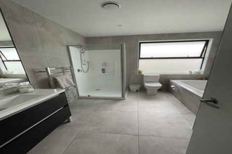 Photo of property in 2 Symes Drive, Red Beach, 0932