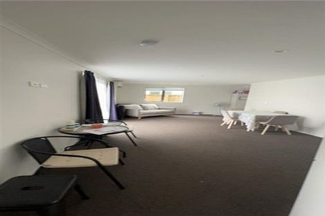 Photo of property in 2/28 Beatty Street, Melville, Hamilton, 3206
