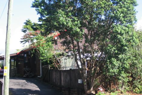 Photo of property in 3/76 Kaurilands Road, Titirangi, Auckland, 0604