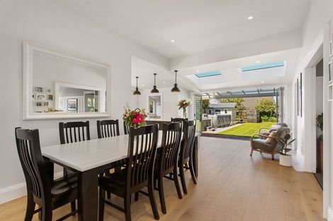 Photo of property in 112 Knowles Street, St Albans, Christchurch, 8052