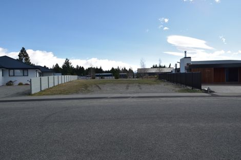 Photo of property in 30 Rhoboro Road, Twizel, 7901