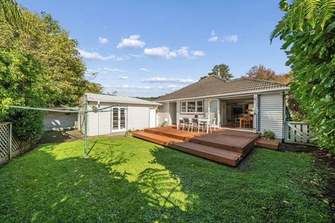 Photo of property in 13 Deller Grove, Silverstream, Upper Hutt, 5019