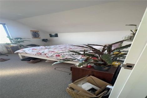 Photo of property in 383 Adelaide Road, Newtown, Wellington, 6021