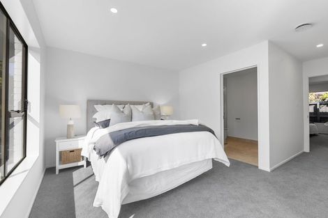 Photo of property in 5 Cricklewood Place, Avonhead, Christchurch, 8042