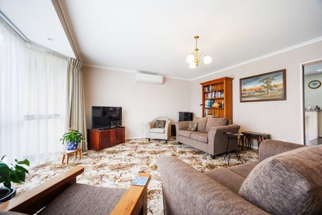 Photo of property in 28 Kennedy Avenue, Feilding, 4702