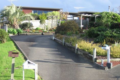 Photo of property in 21 Hinemoa Place, Snells Beach, 0920
