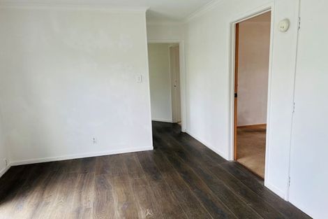 Photo of property in 5 Penruddocke Road, Half Moon Bay, Auckland, 2012