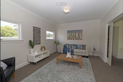Photo of property in 23 Luckens Road, West Harbour, Auckland, 0618