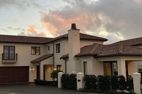 Photo of property in 5 Brianna Place, Karaka, 2113