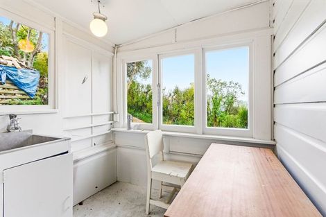 Photo of property in 15 Clifford Street, Dalmore, Dunedin, 9010